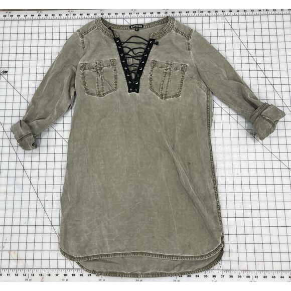 Express Short Dress Green Laced Neckline 3/4 Sleeve Cuffed Pockets Medium I9 - Picture 1 of 12